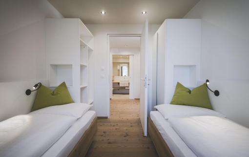 Camera da letto con due letti singoli
