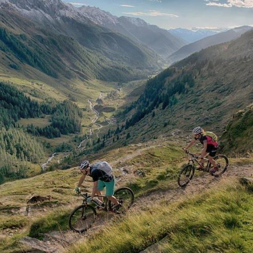 In mountainbike alla Malga dei Tauri